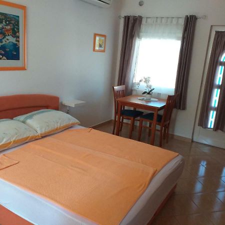 Apartments Vila Ana ヴィル エクステリア 写真